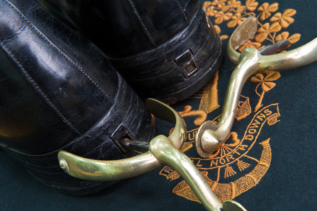 Officers boots and spurs